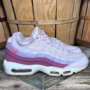 Nike Air Max 95 Barely Rose Hot Punch 307960-603 Leather Sneakers Womens Size 11